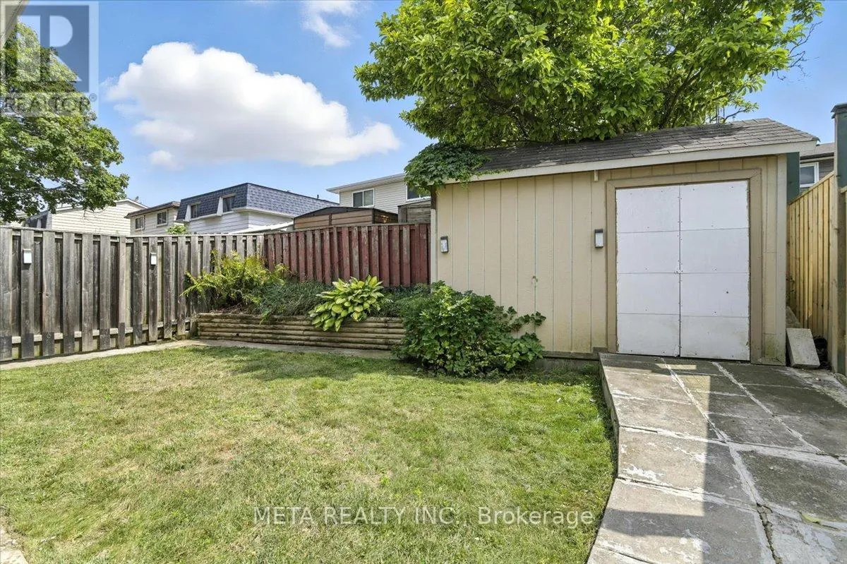 1567 JAYWIN CIRCLE