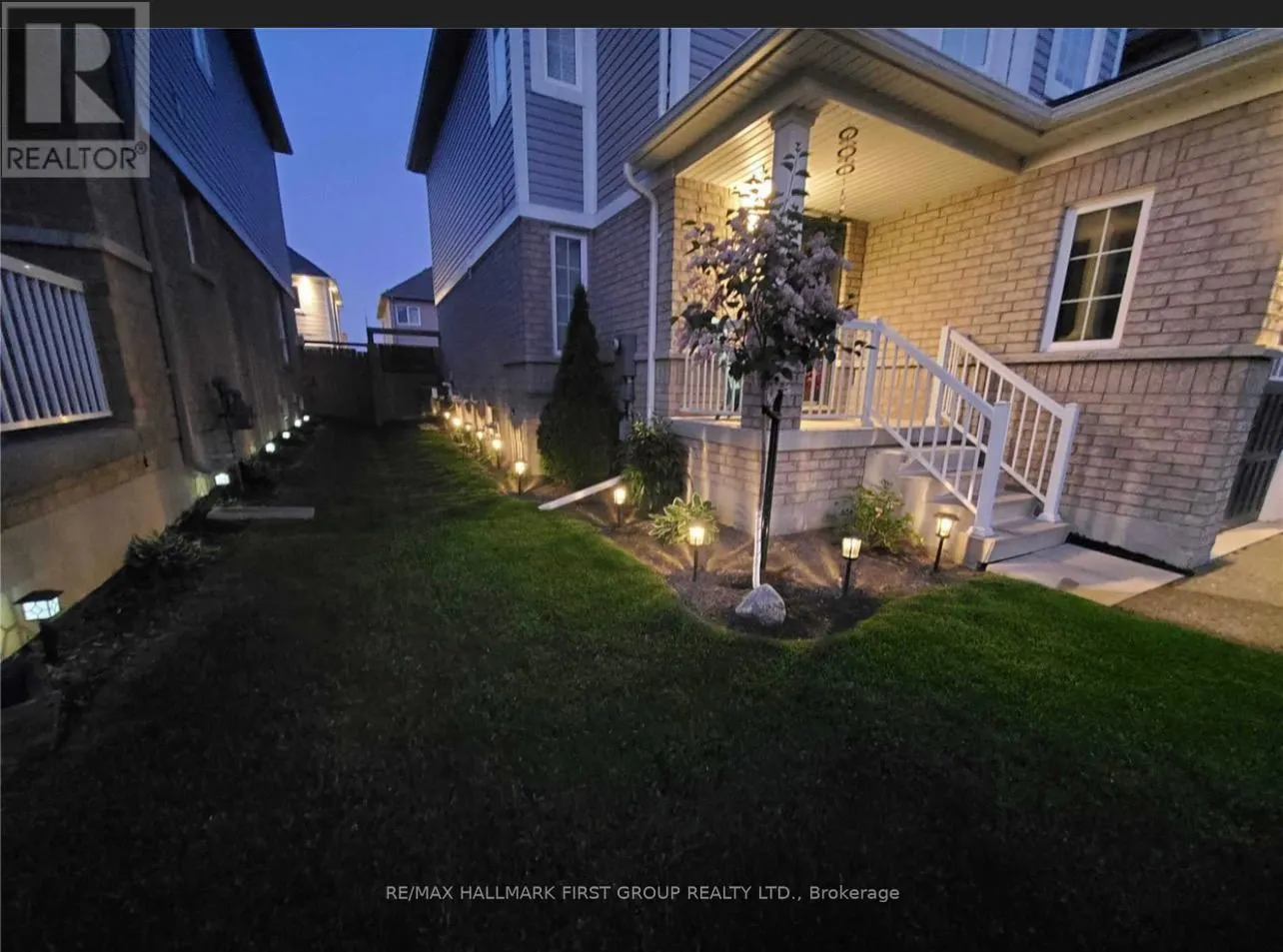 43 REDFERN CRESCENT