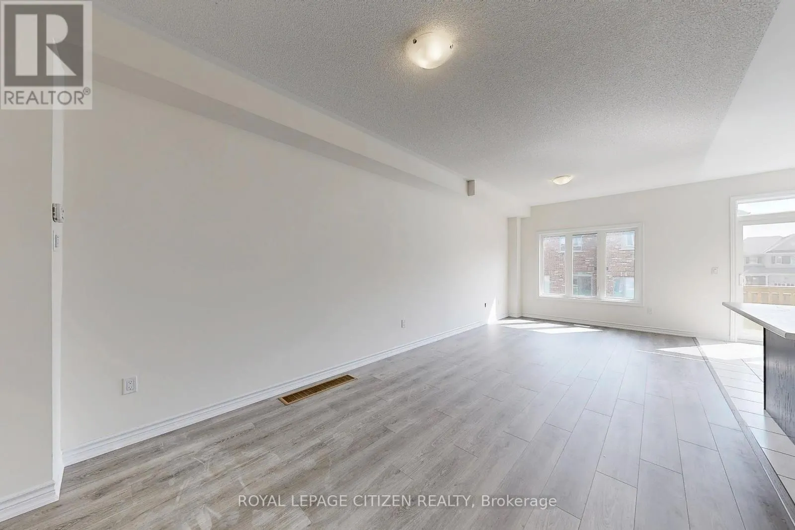 113 NORTH GARDEN BOULEVARD