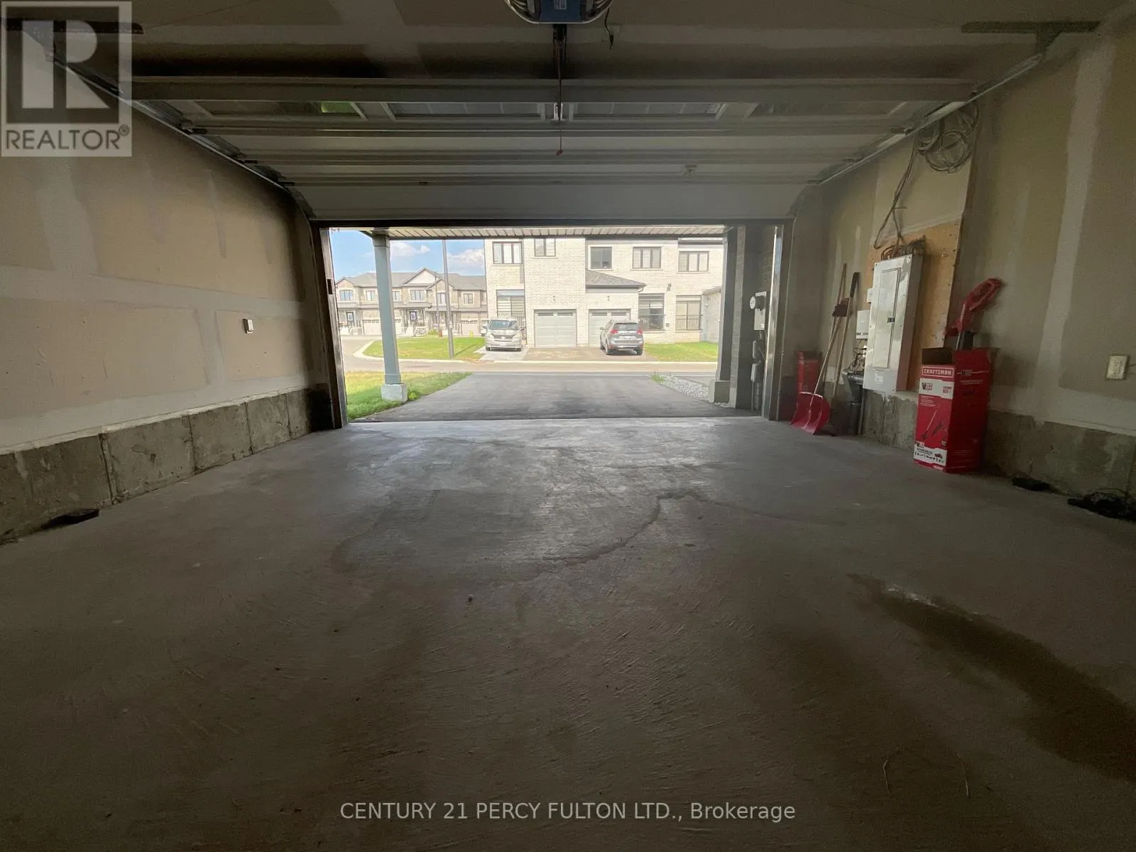 2775 PETER MATTHEWS DRIVE