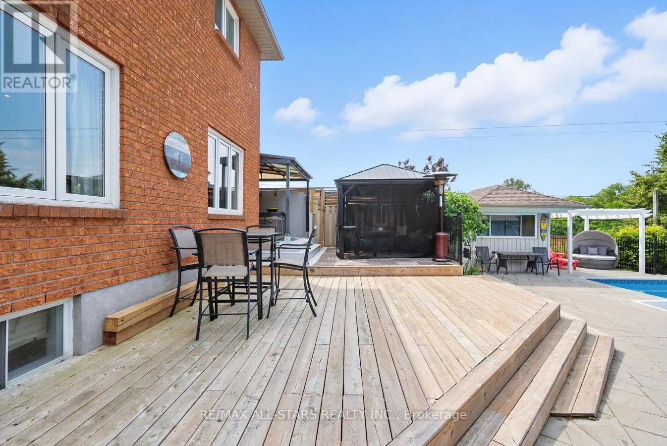 47 CARLAN DRIVE