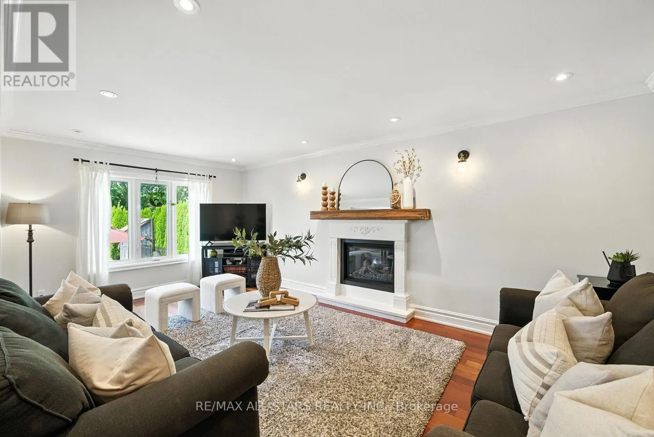 47 CARLAN DRIVE