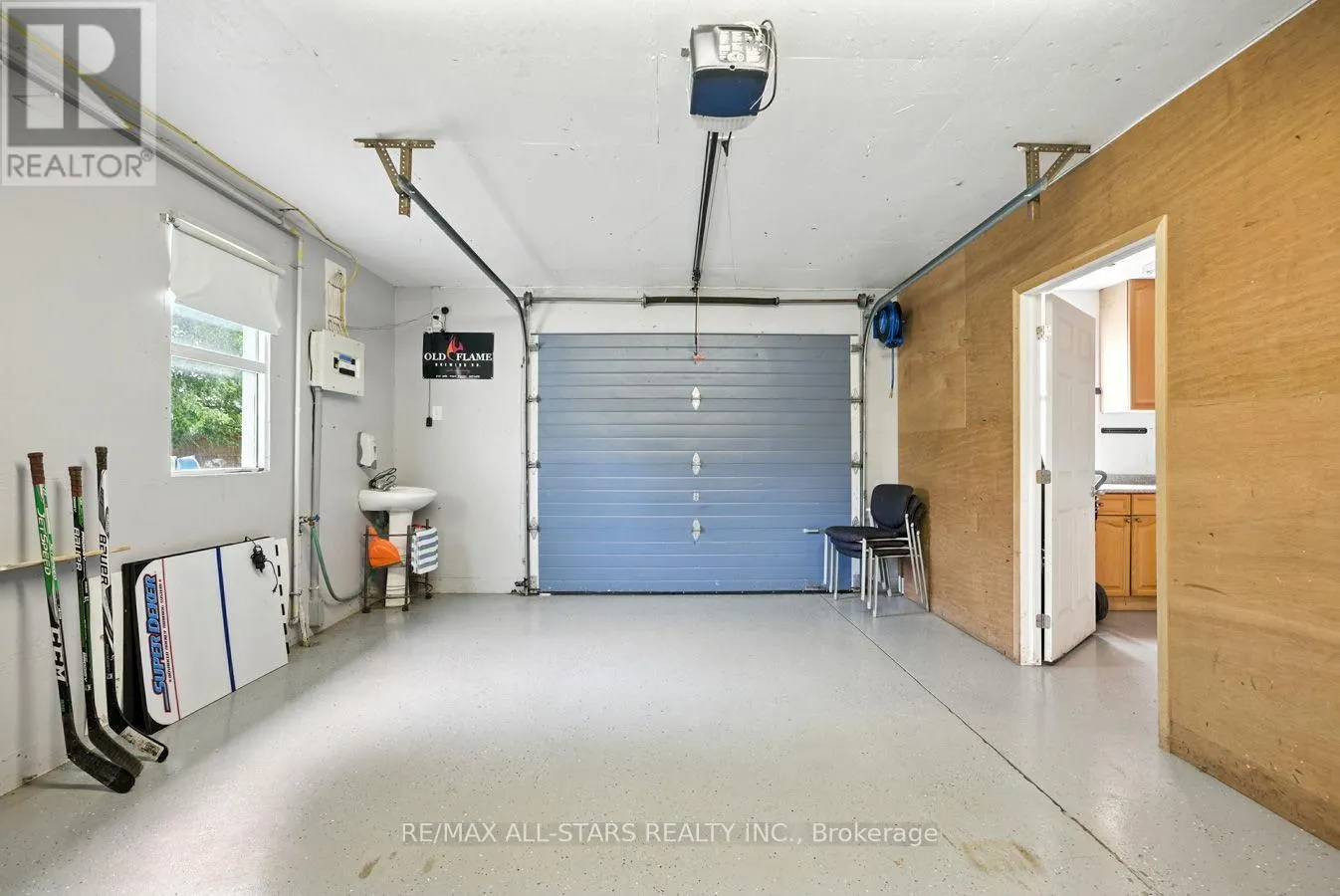 47 CARLAN DRIVE
