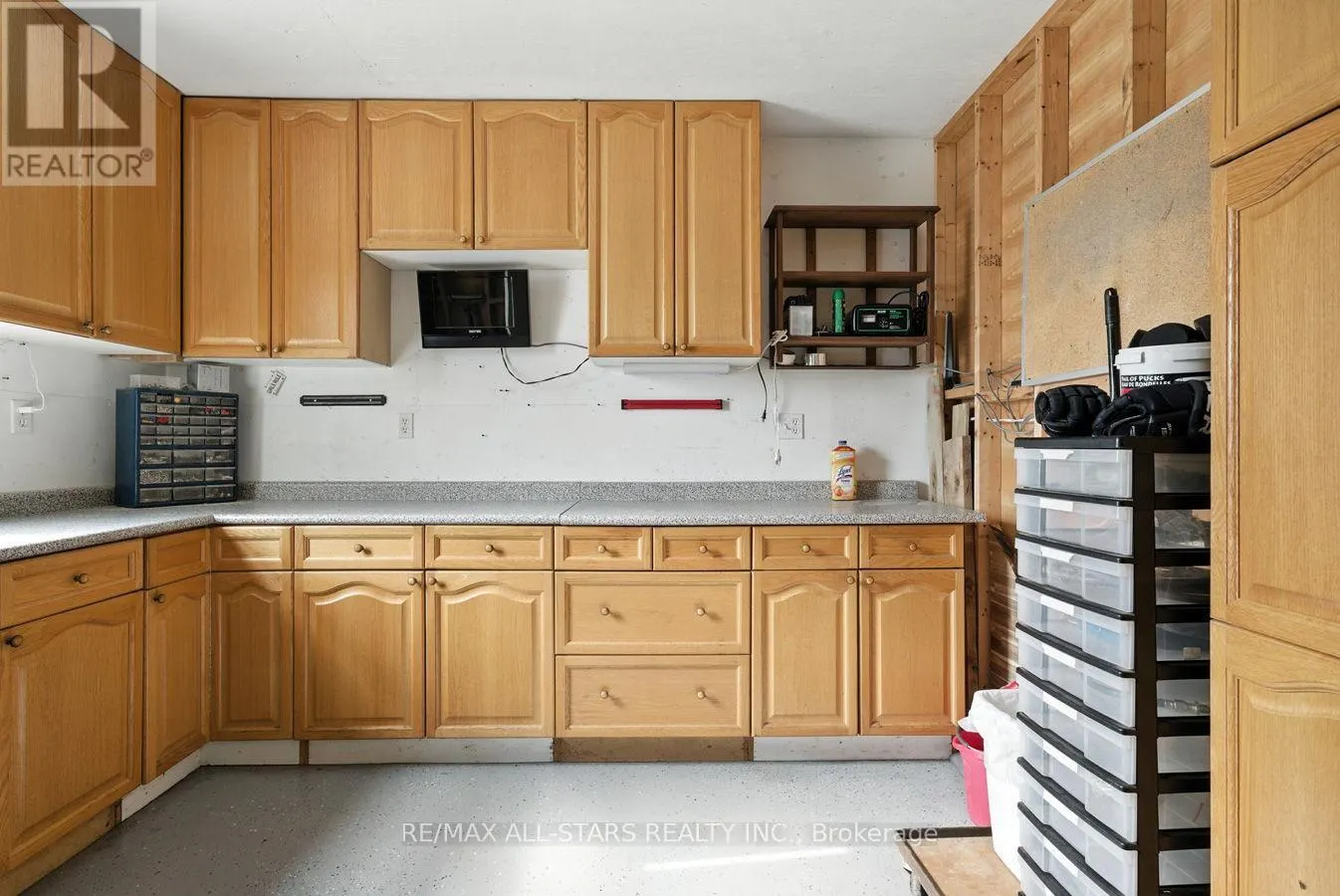 47 CARLAN DRIVE