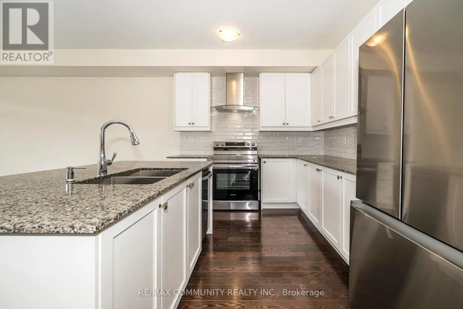 512 DANKS RIDGE DRIVE
