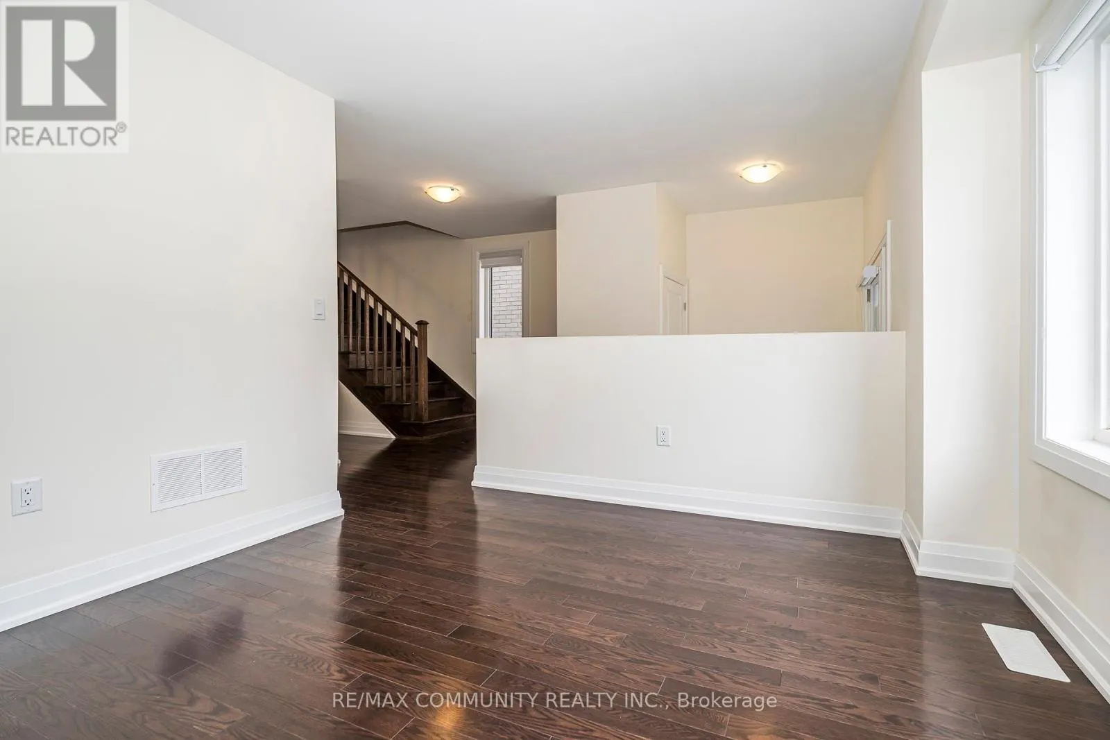 512 DANKS RIDGE DRIVE