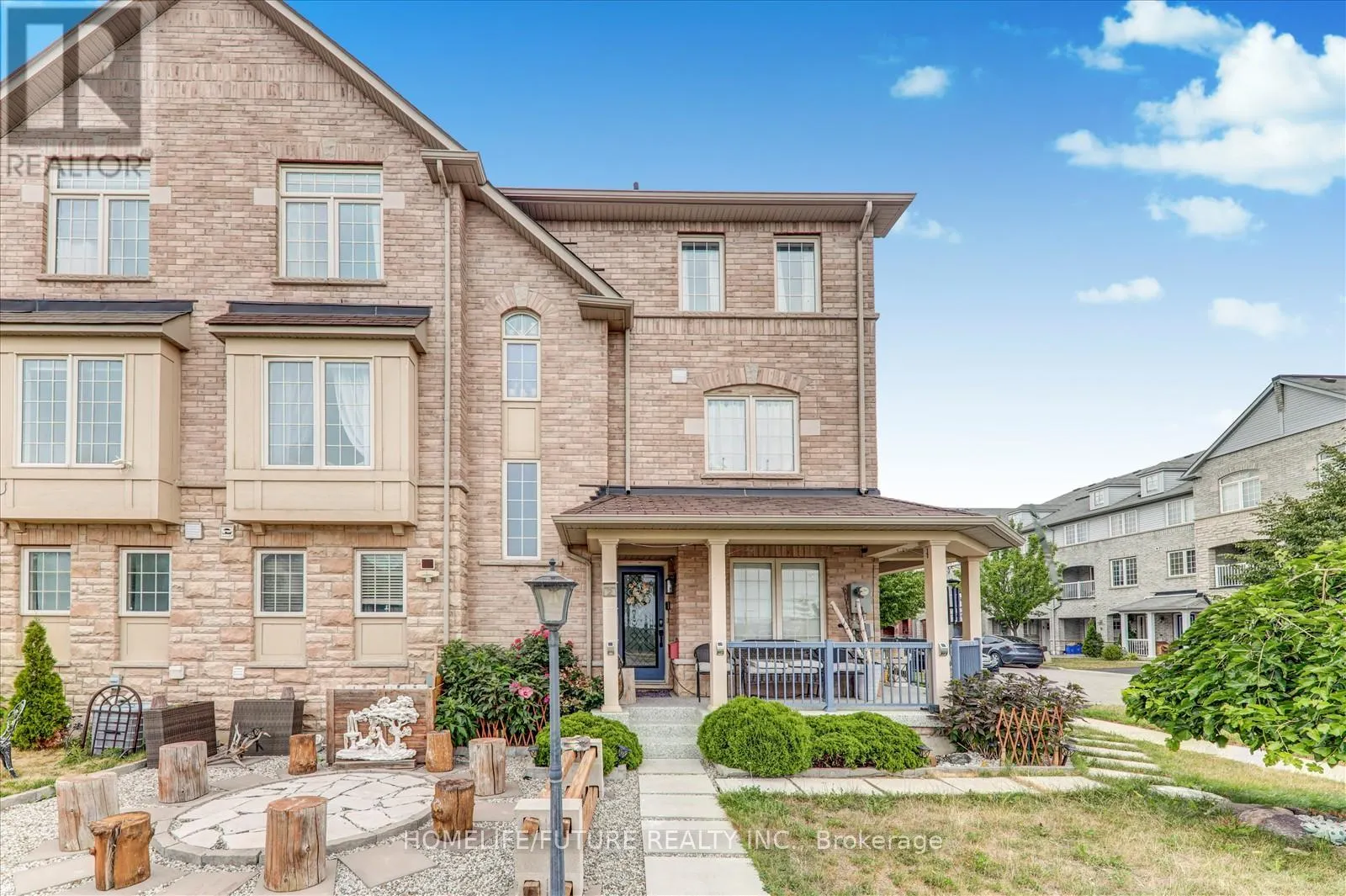 2 CLOWES STREET