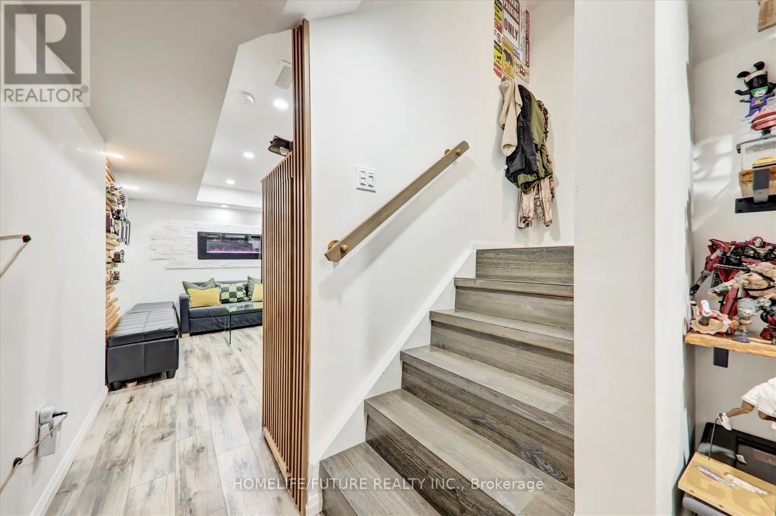 2 CLOWES STREET