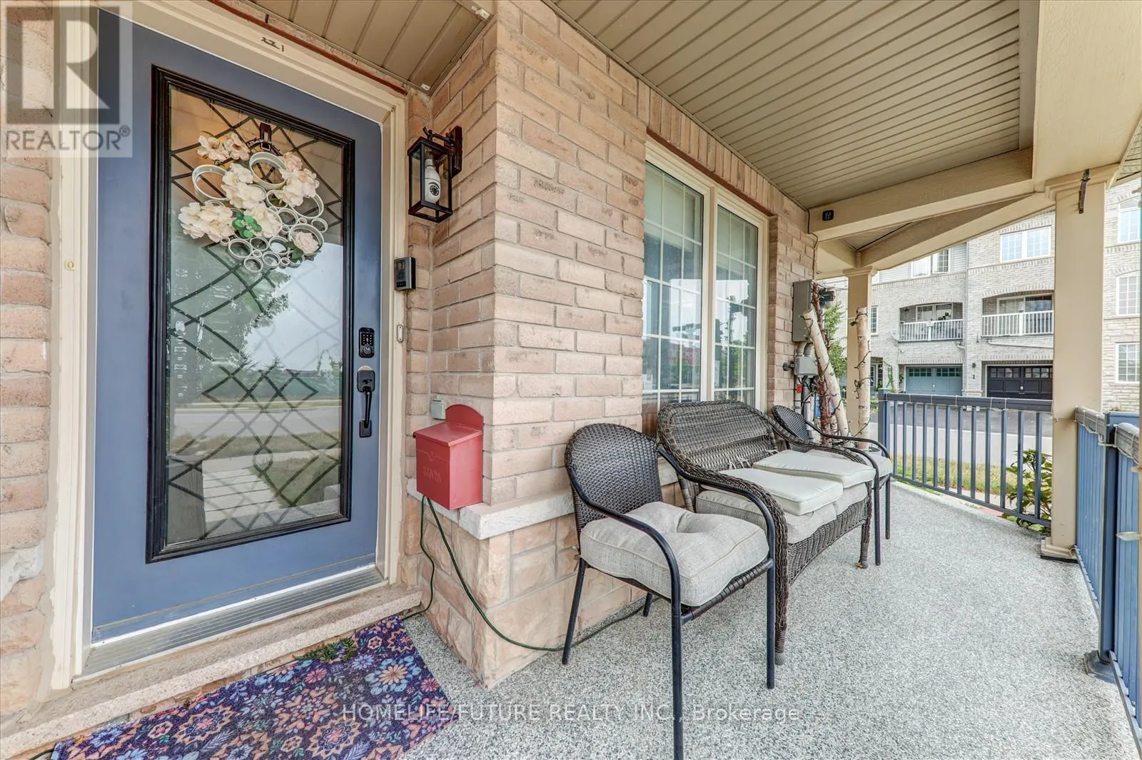 2 CLOWES STREET