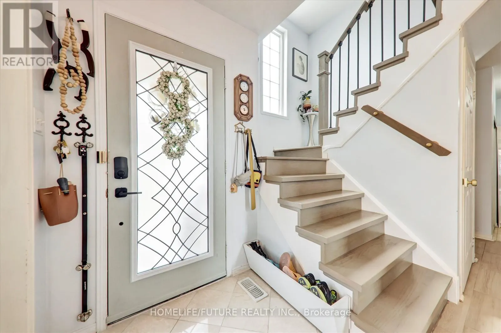 2 CLOWES STREET