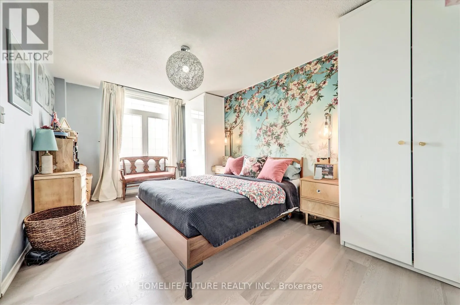 2 CLOWES STREET