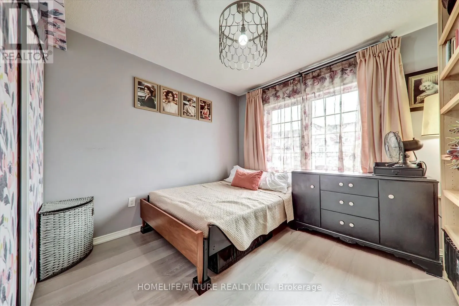 2 CLOWES STREET
