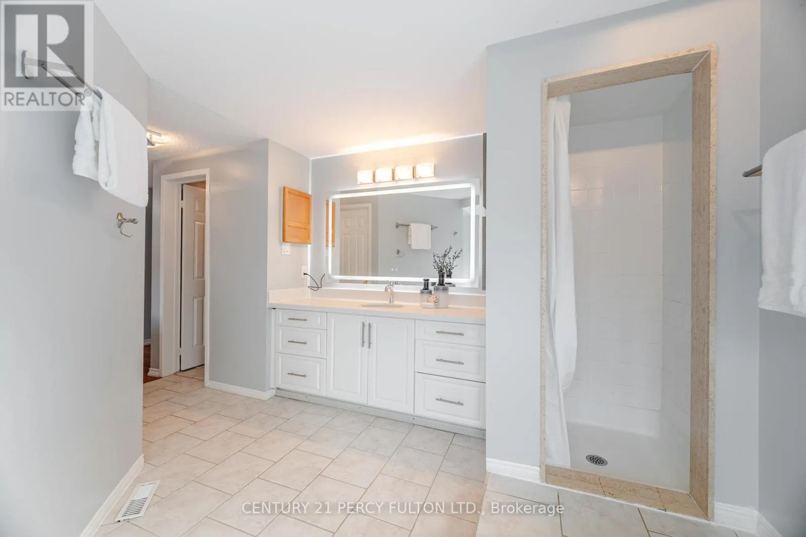 514 LIGHTFOOT PLACE