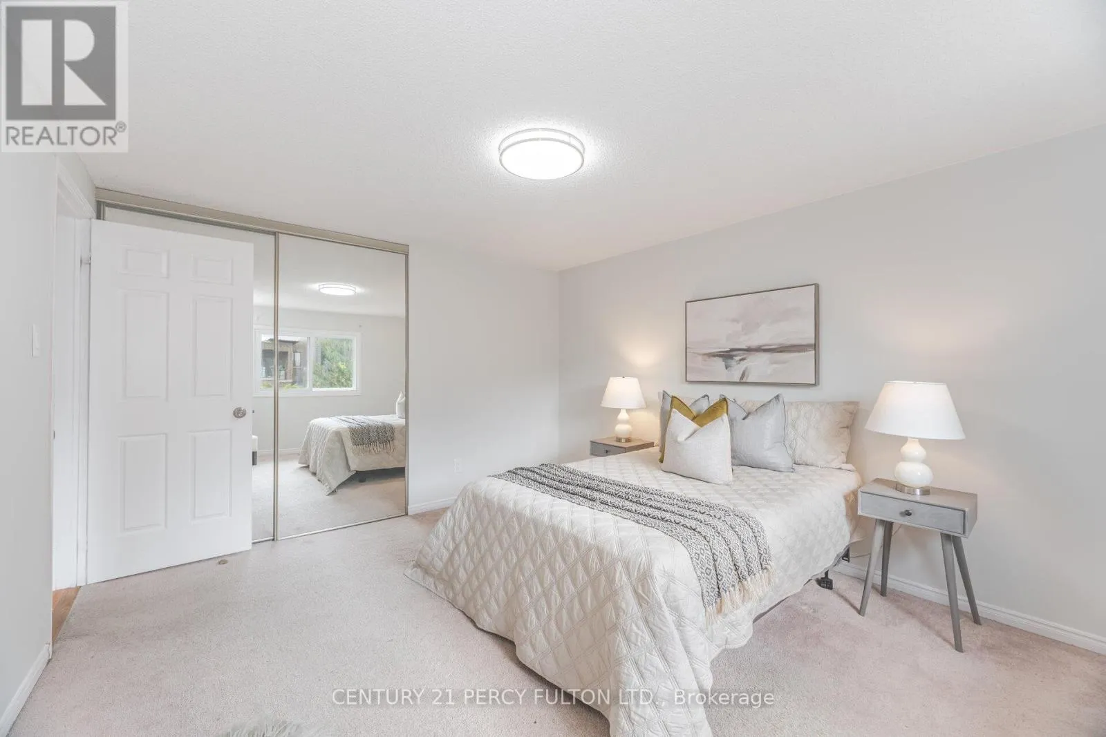 514 LIGHTFOOT PLACE