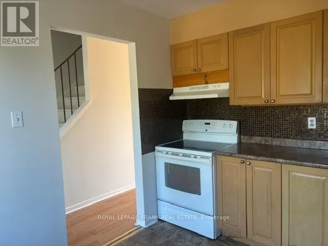22 - 72 MARTIN ROAD, #22
