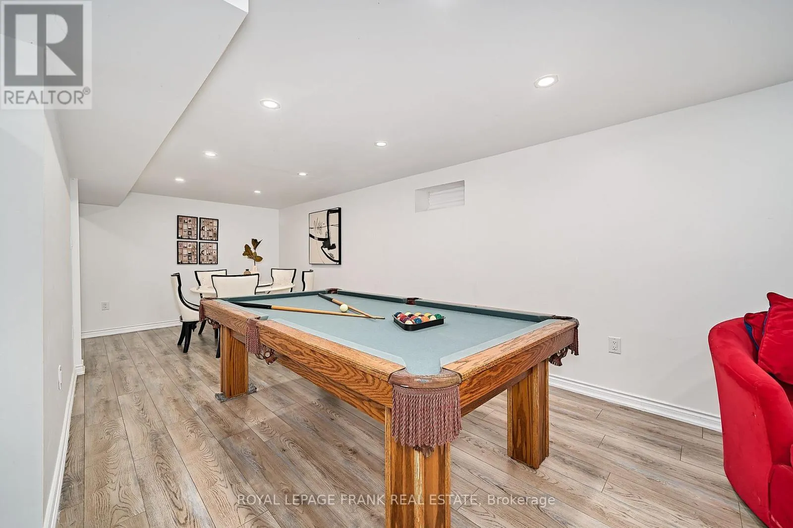 3082 COUNTRY LANE