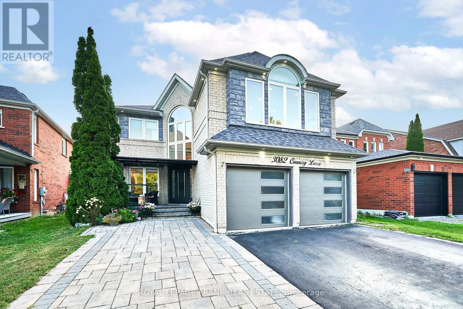3082 COUNTRY LANE