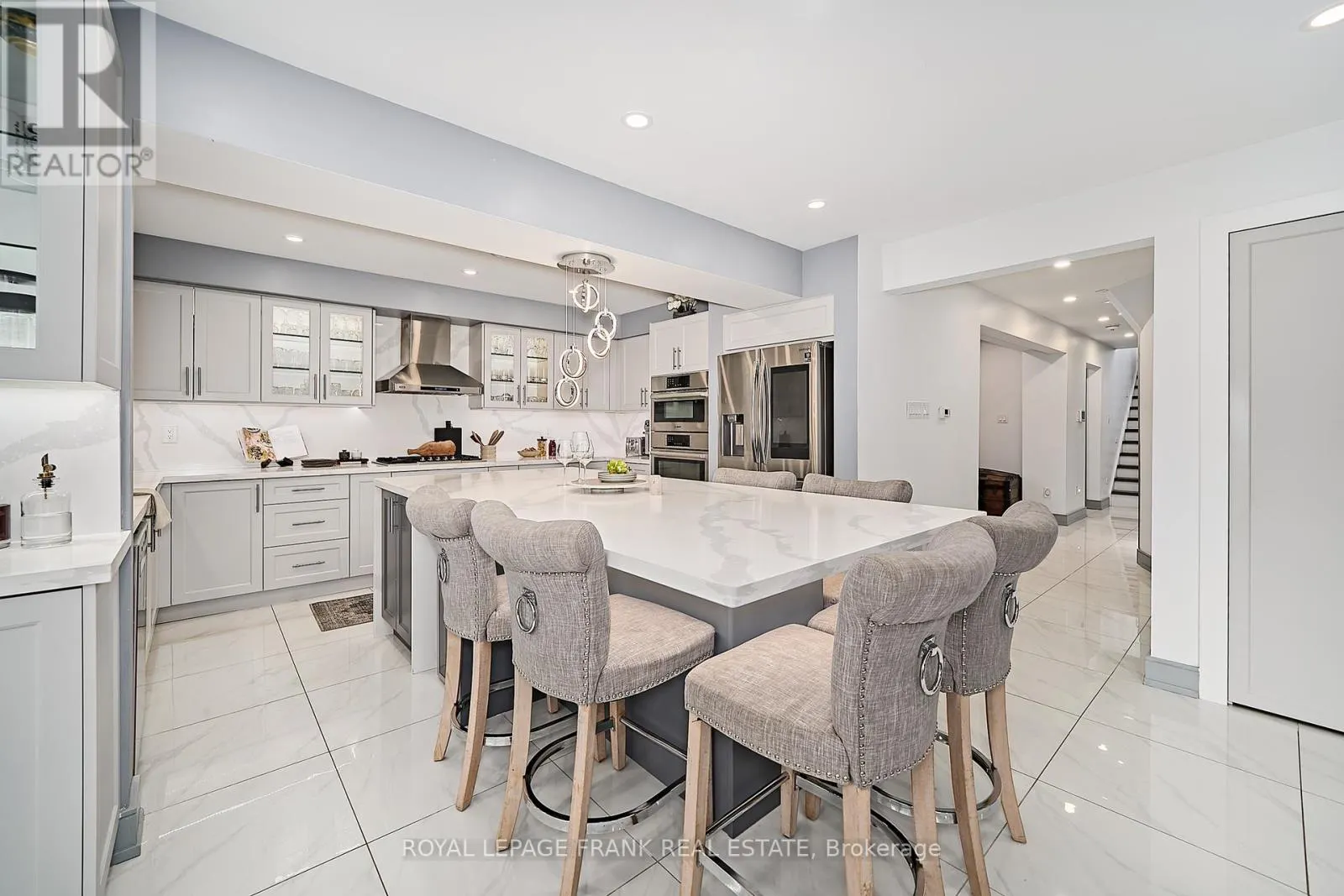 3082 COUNTRY LANE
