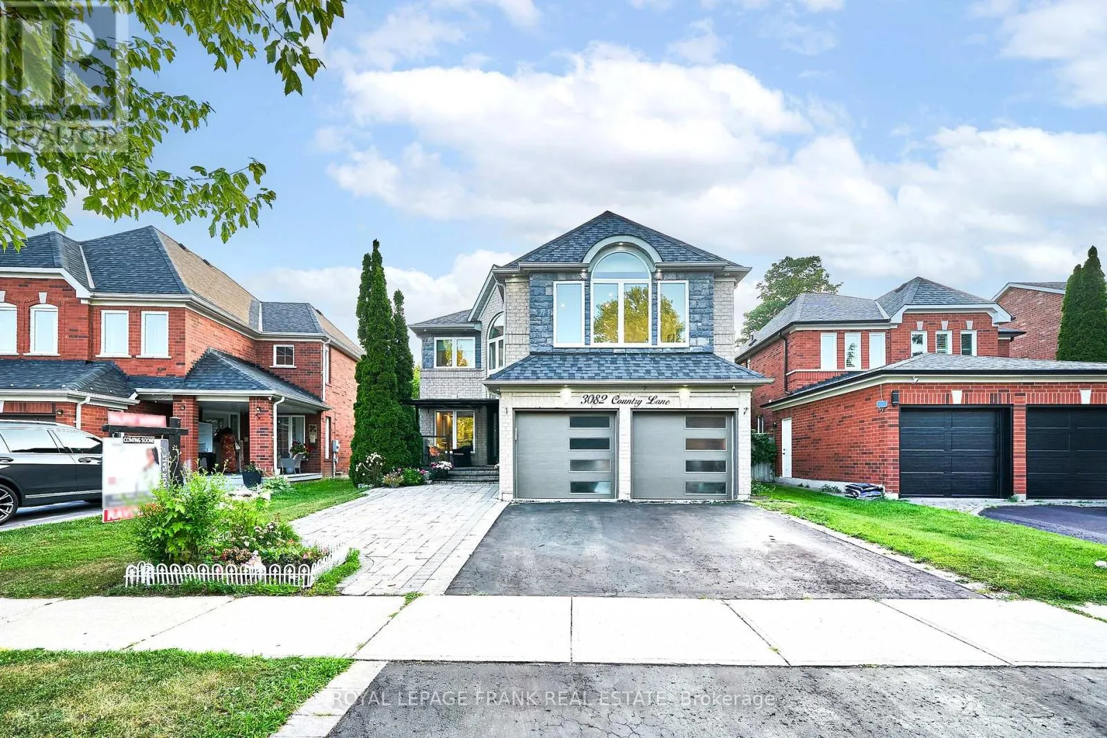 3082 COUNTRY LANE