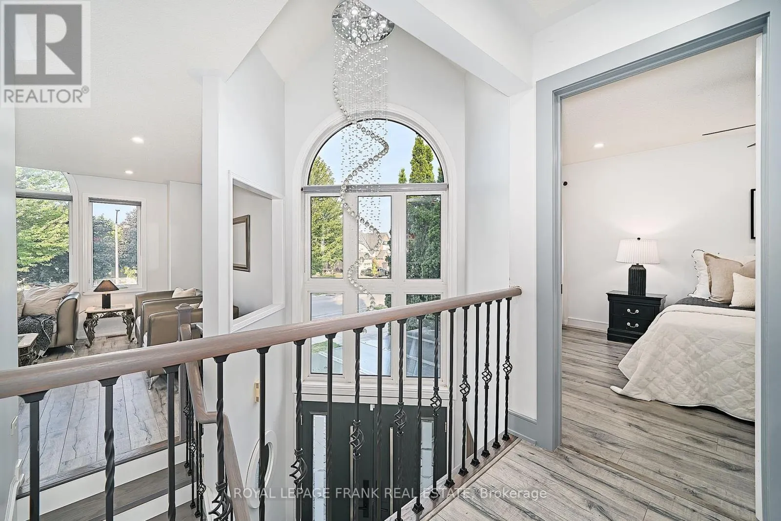 3082 COUNTRY LANE