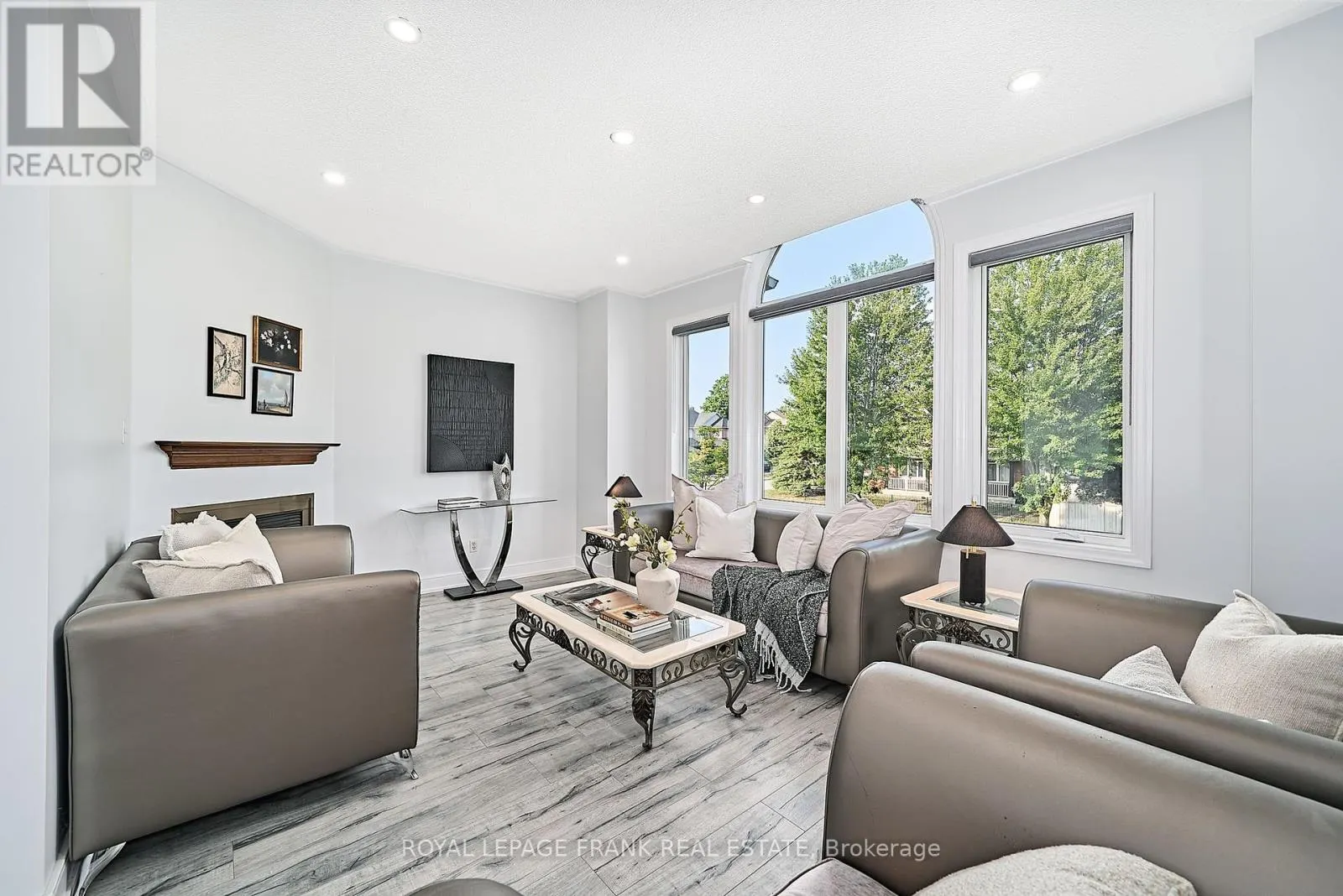 3082 COUNTRY LANE