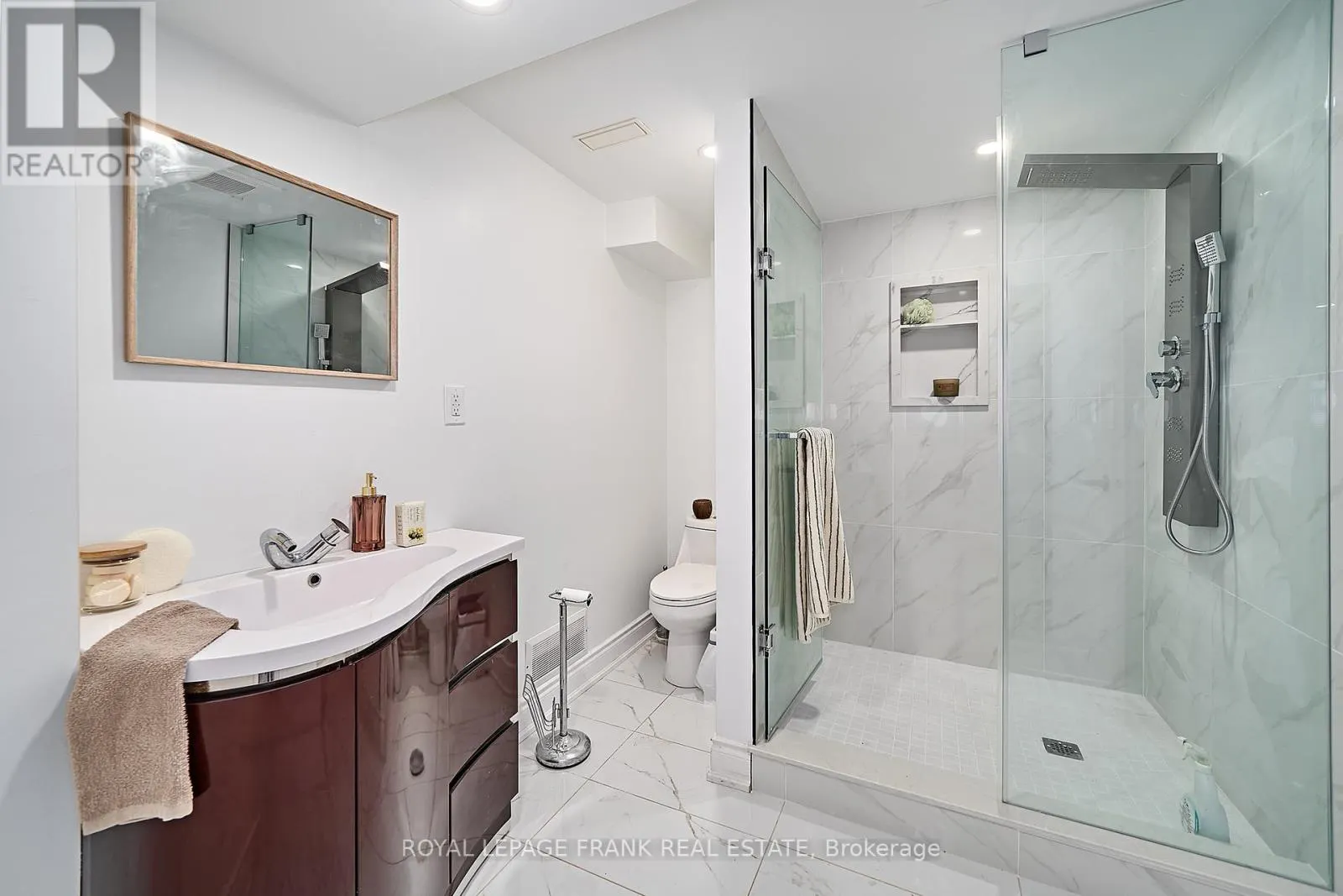 3082 COUNTRY LANE