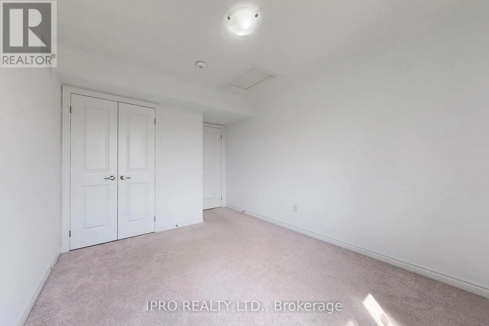 2730 WILLIAM JACKSON DRIVE