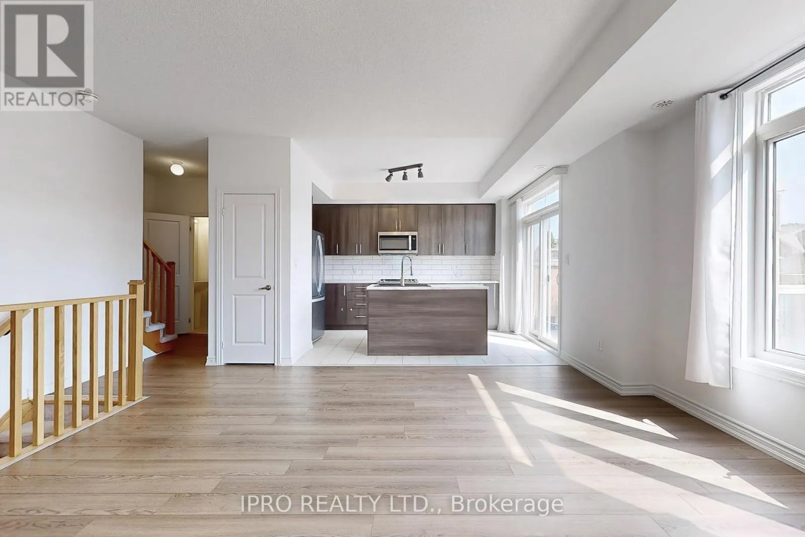 2730 WILLIAM JACKSON DRIVE