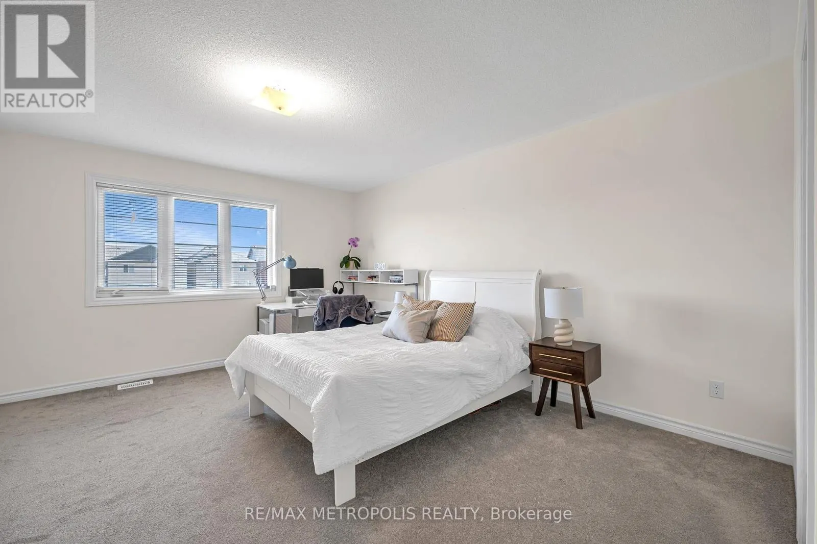 1129 CAMEO STREET