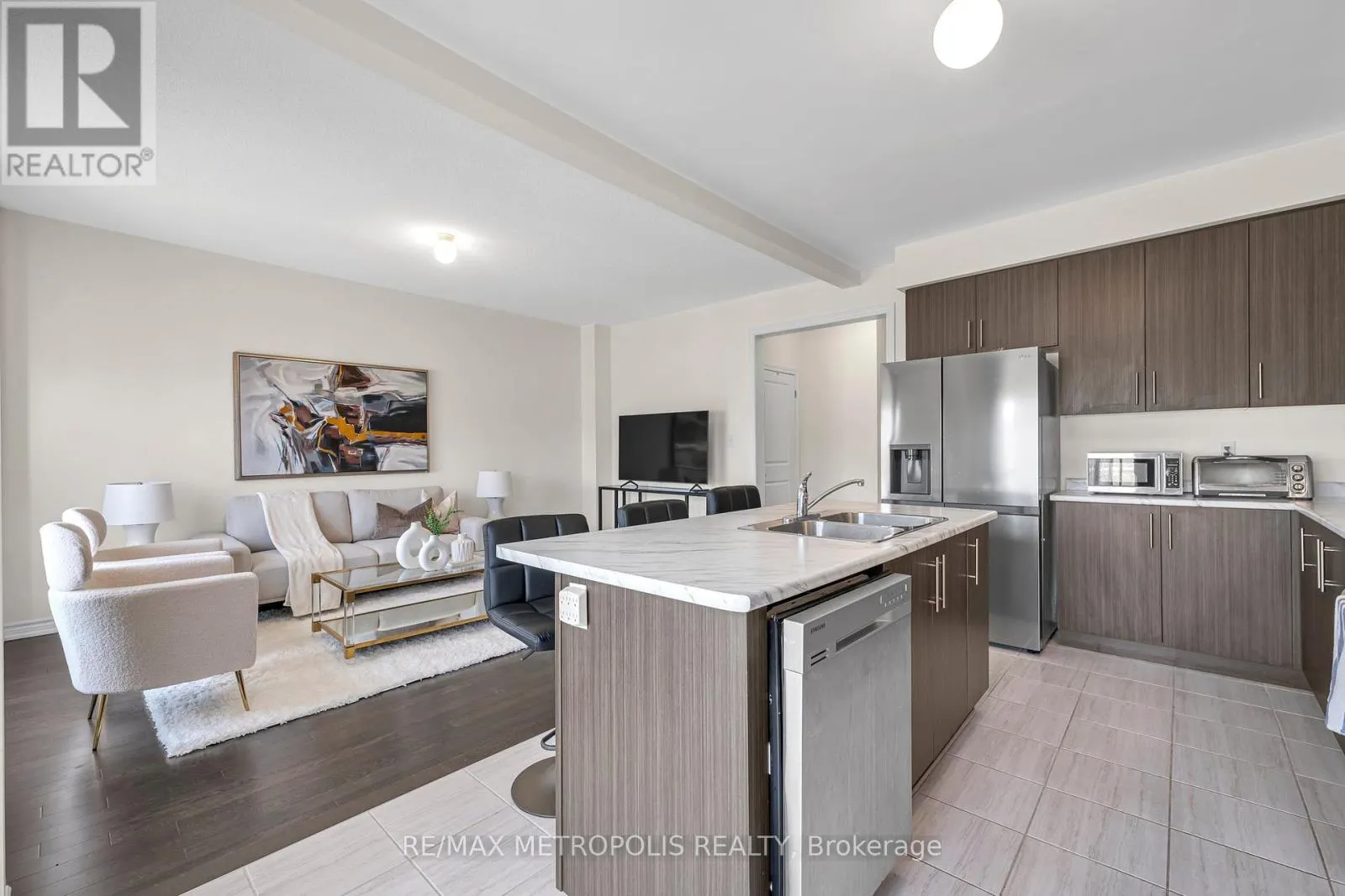 1129 CAMEO STREET
