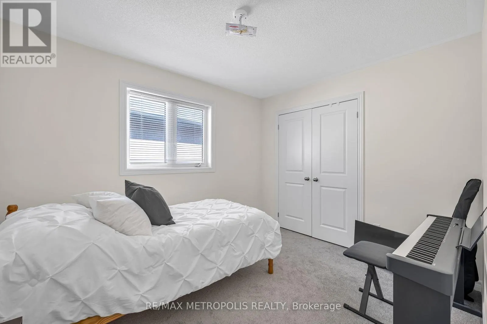 1129 CAMEO STREET
