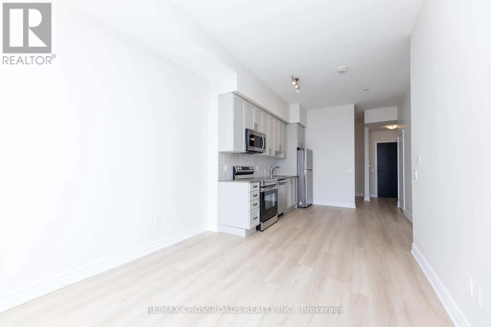 1701 - 1480 BAYLY STREET