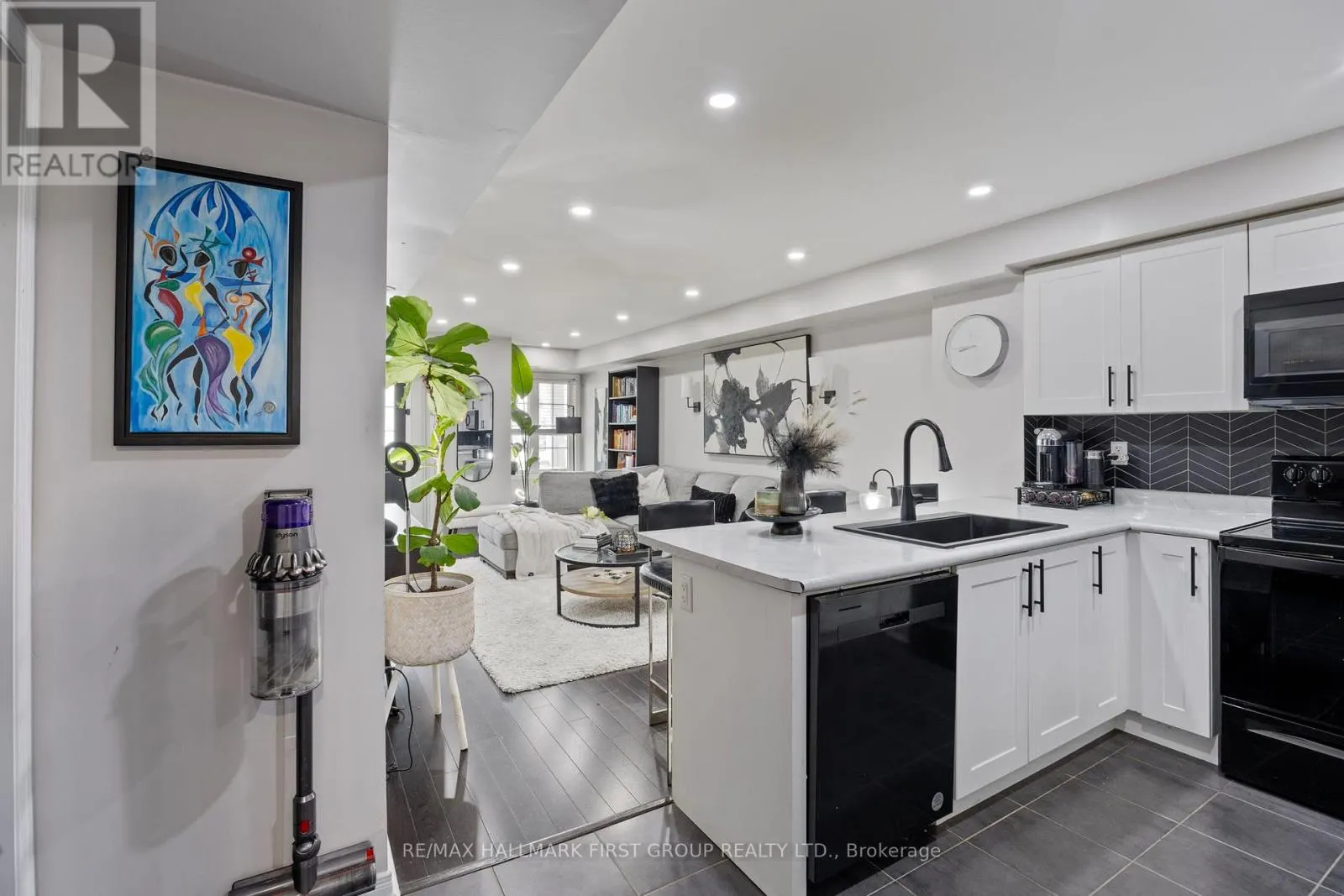 70 ABELA LANE