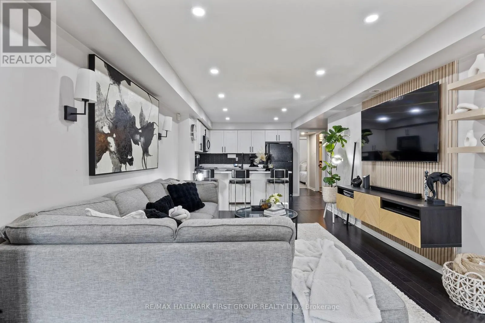70 ABELA LANE