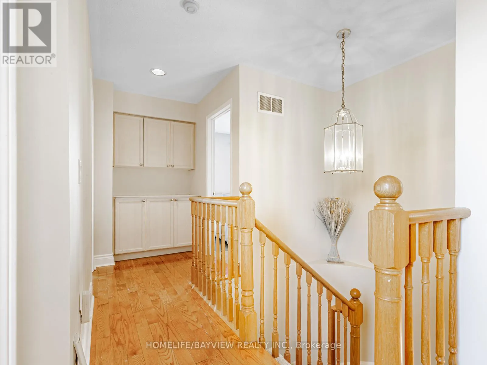 109 THICKET CRESCENT