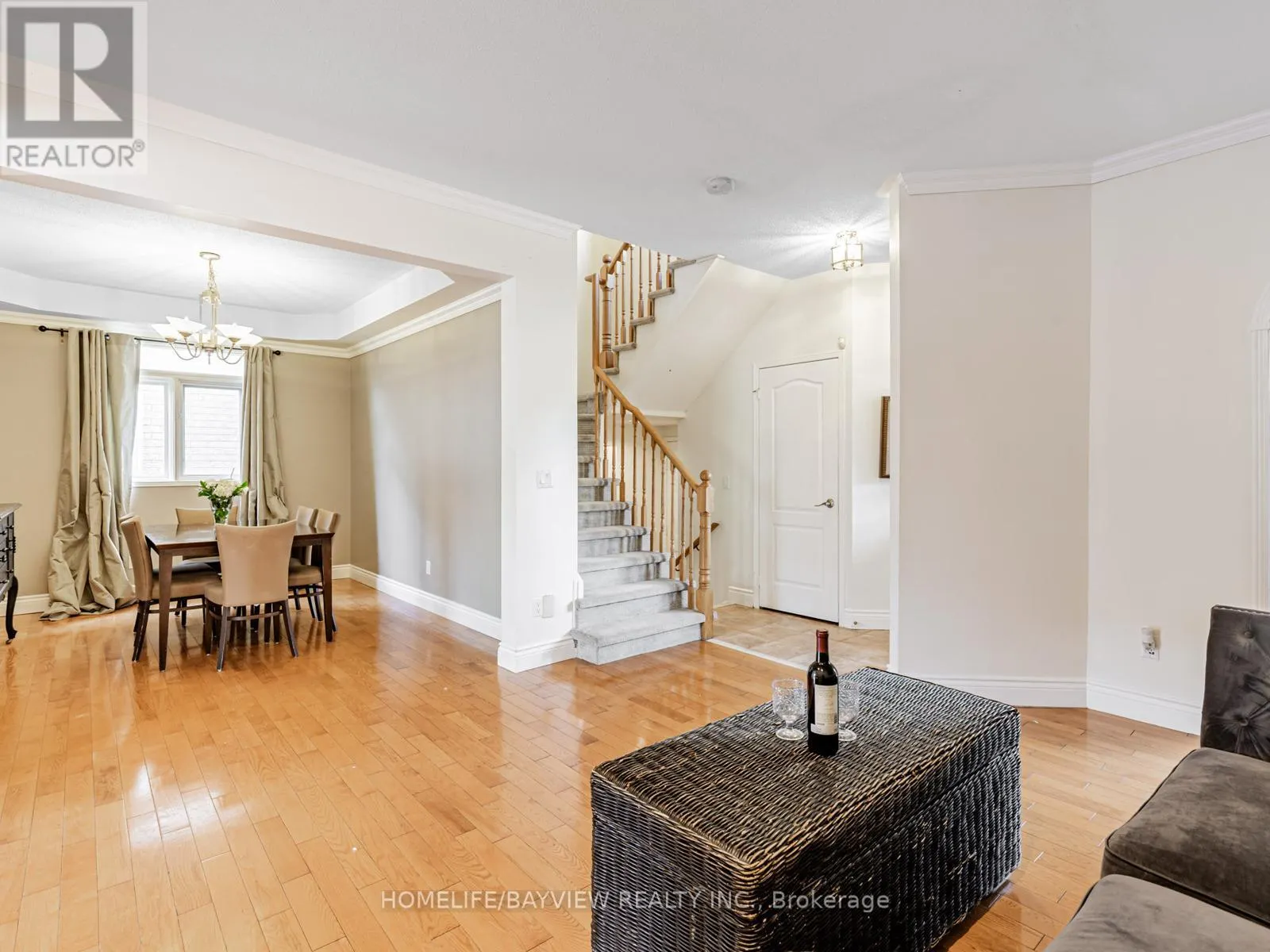 109 THICKET CRESCENT