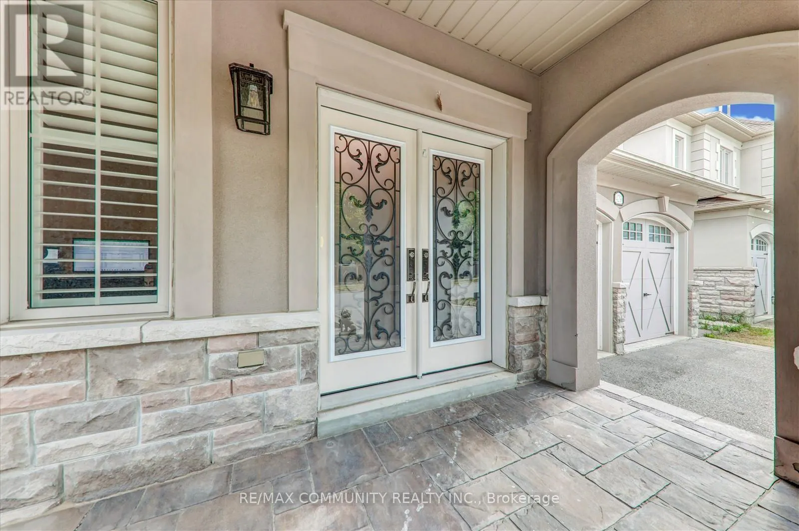 429 STAGHORN ROAD