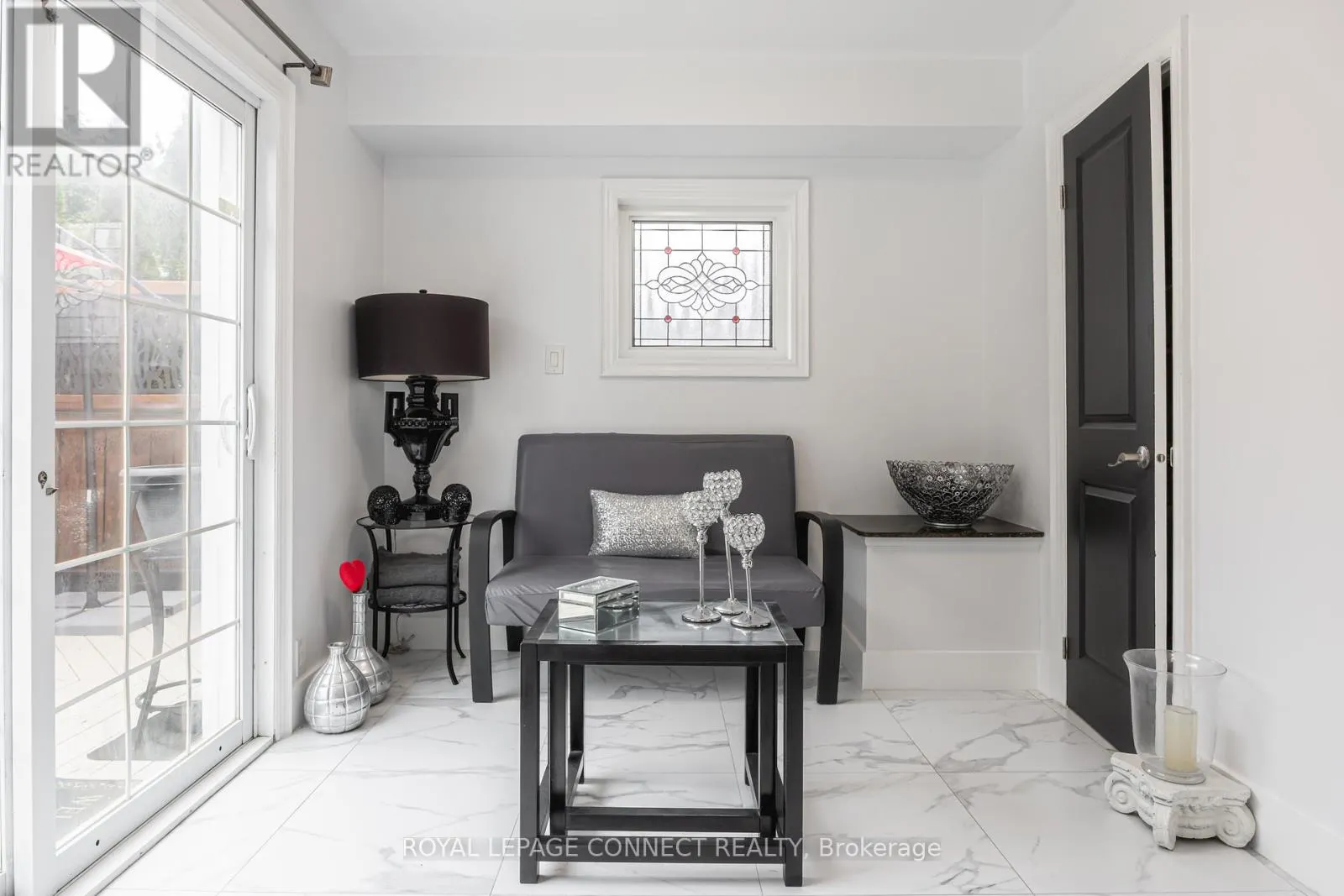 32 HARLAND CRESCENT