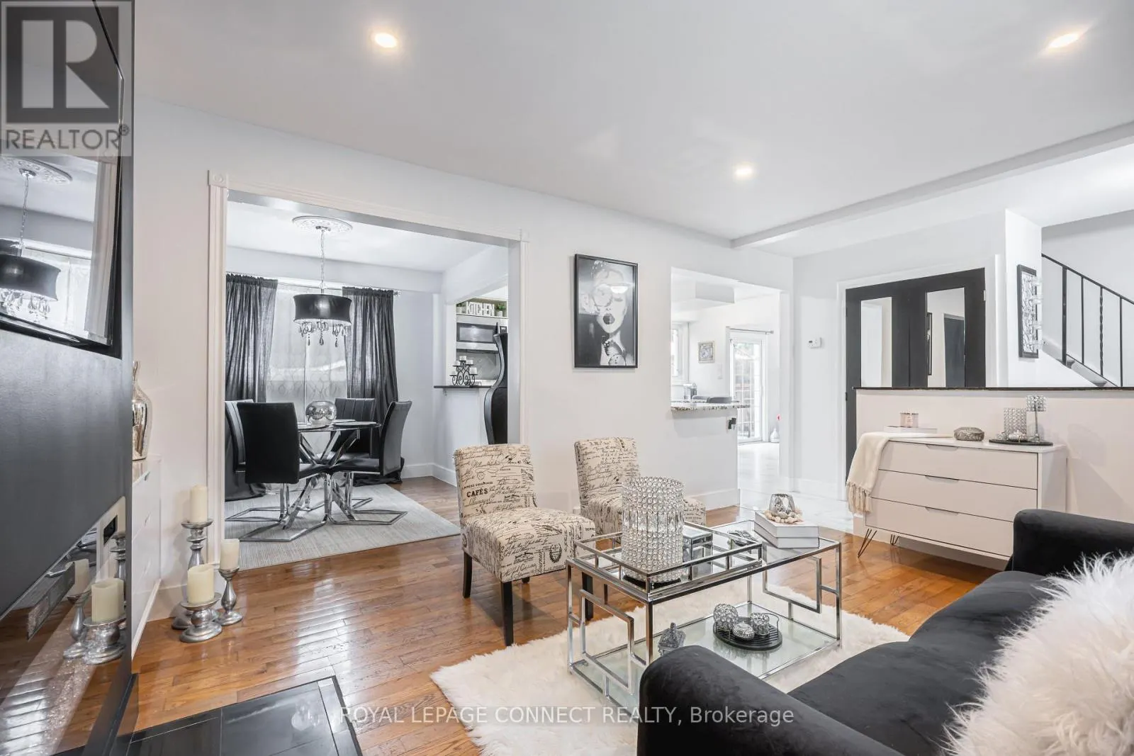 32 HARLAND CRESCENT