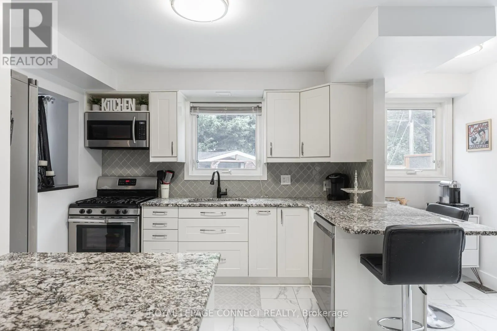 32 HARLAND CRESCENT