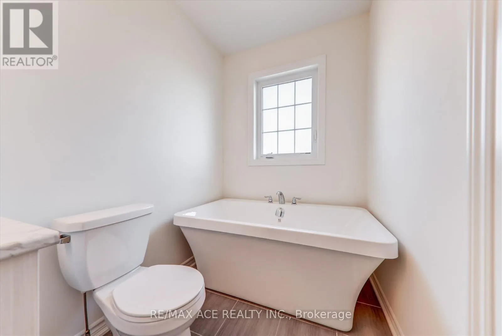 1111 SKYRIDGE BOULEVARD