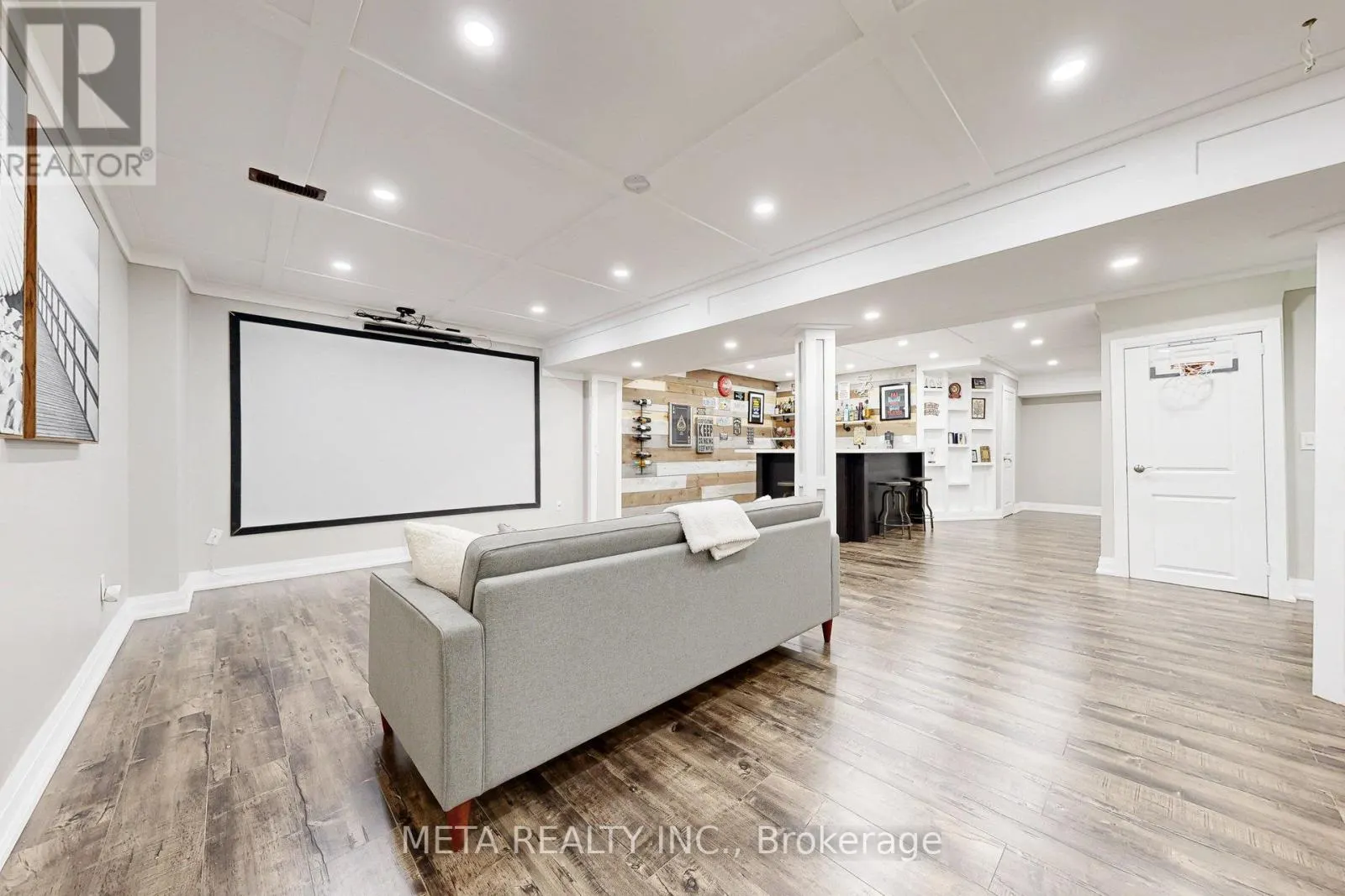 11 KEIFFER COURT