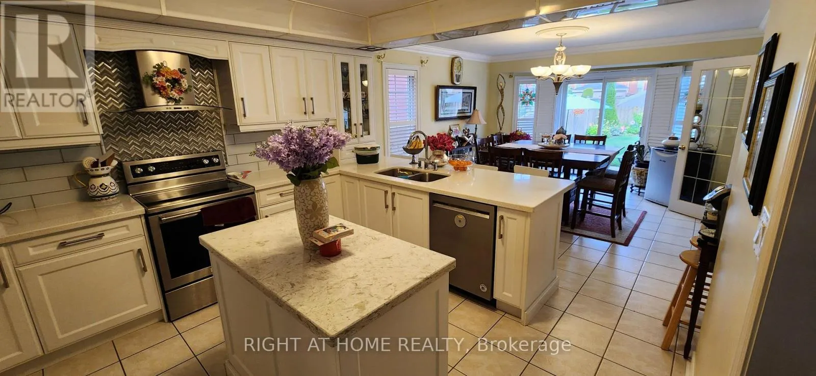 BR2 - 11 ROBERSON DRIVE