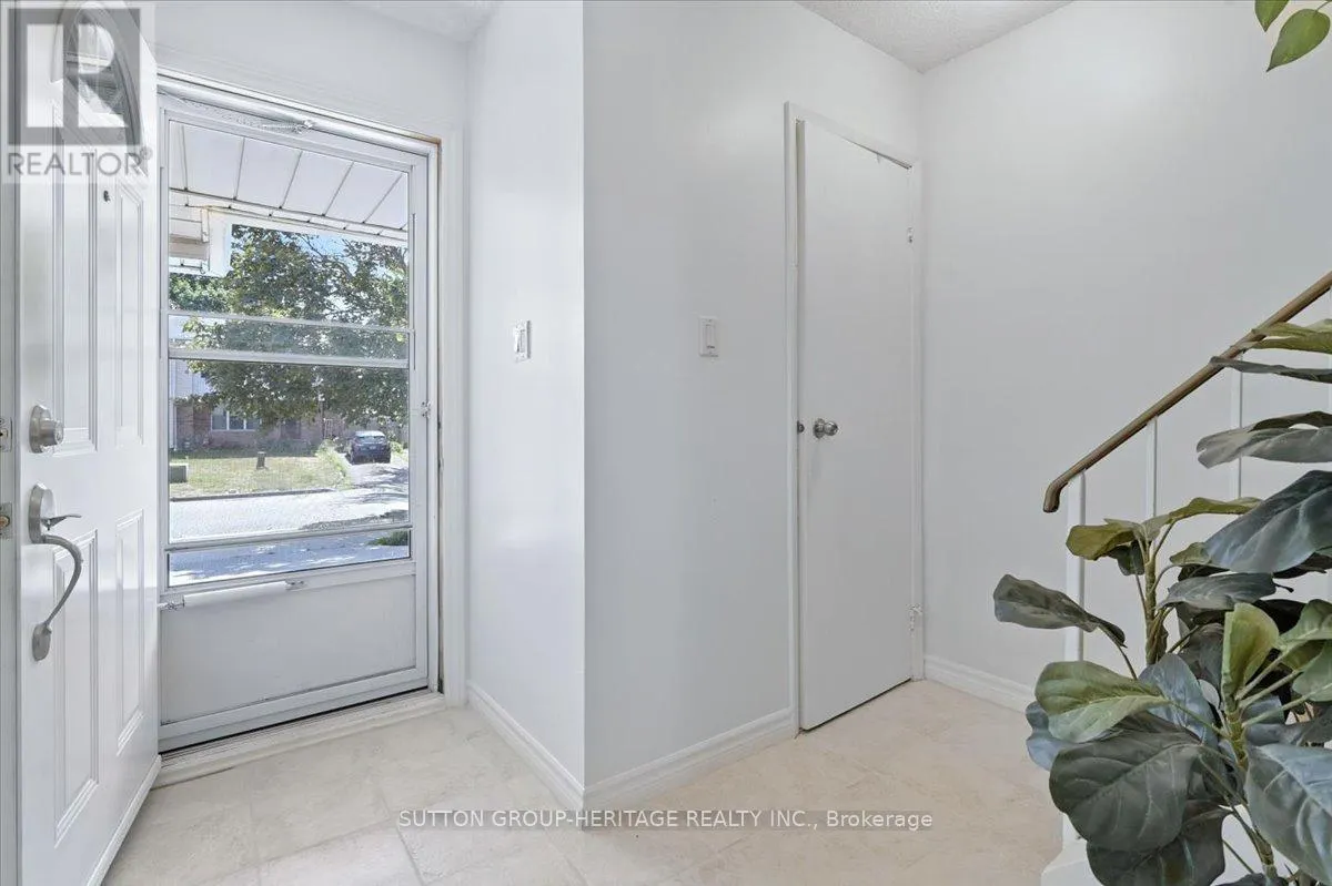 611 DORCHESTER DRIVE
