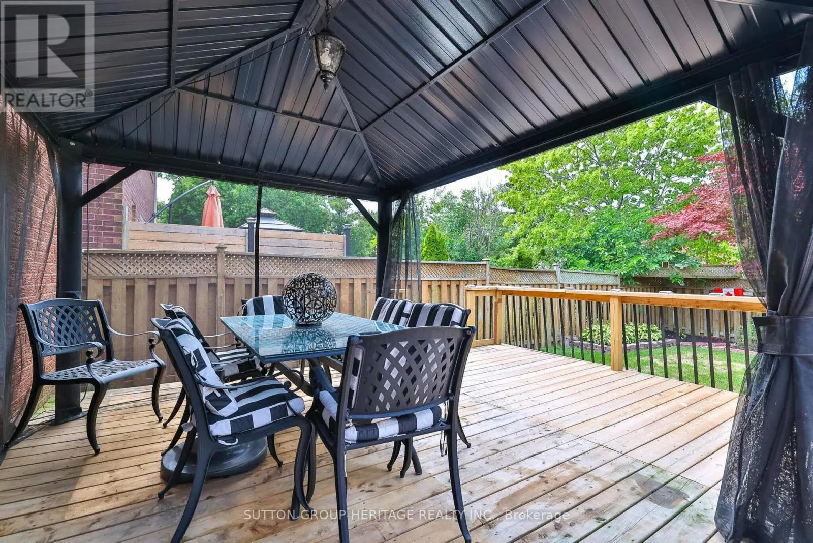8 TURRIFF CRESCENT