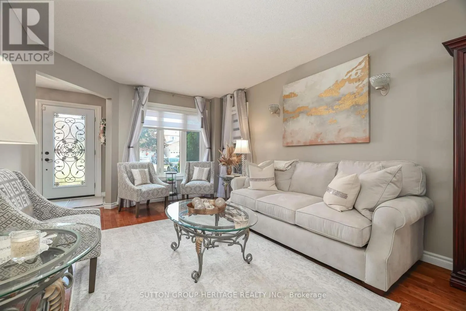 8 TURRIFF CRESCENT