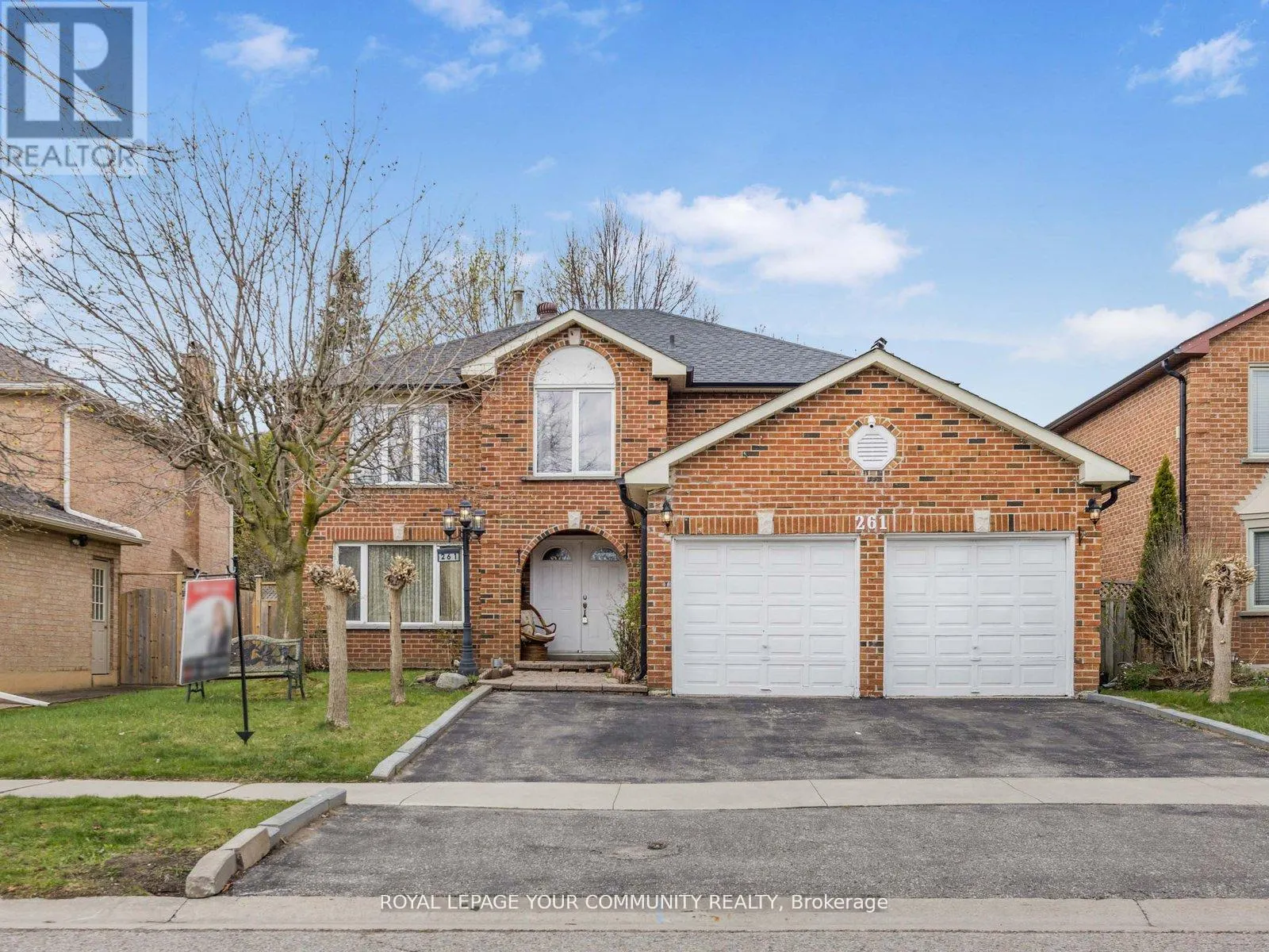 261 HOOVER DRIVE W