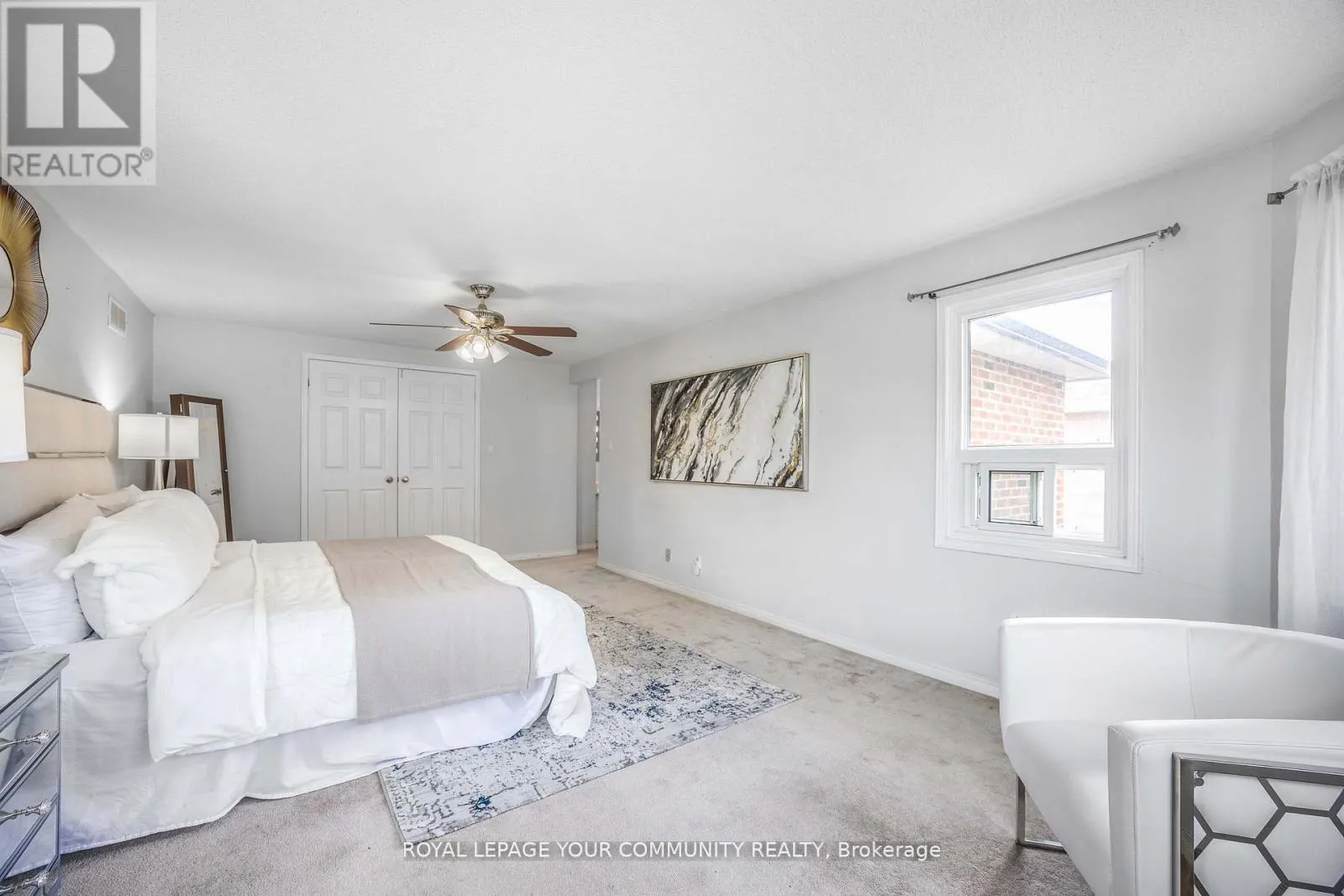 261 HOOVER DRIVE W
