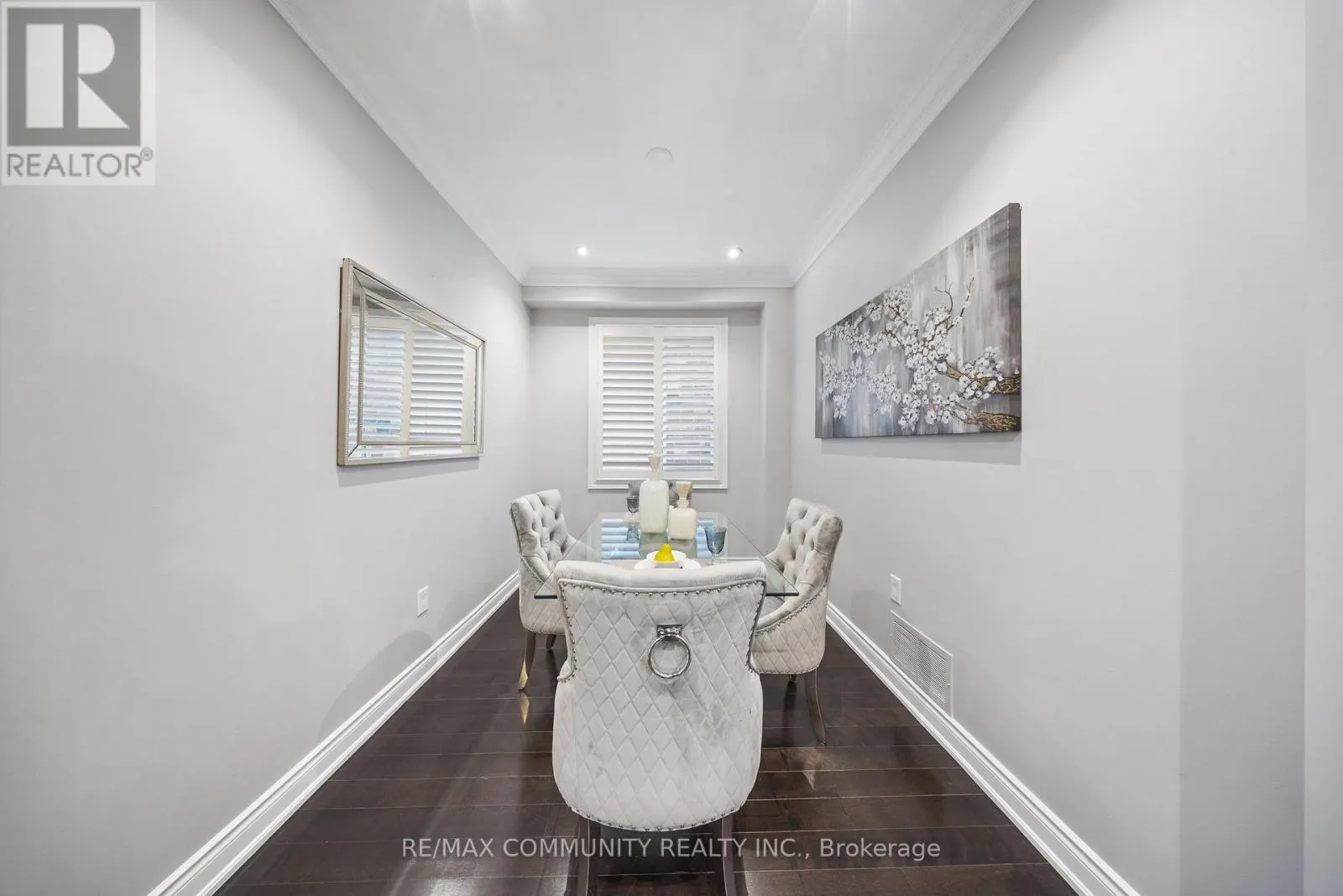 117 SLEEPY HOLLOW PLACE