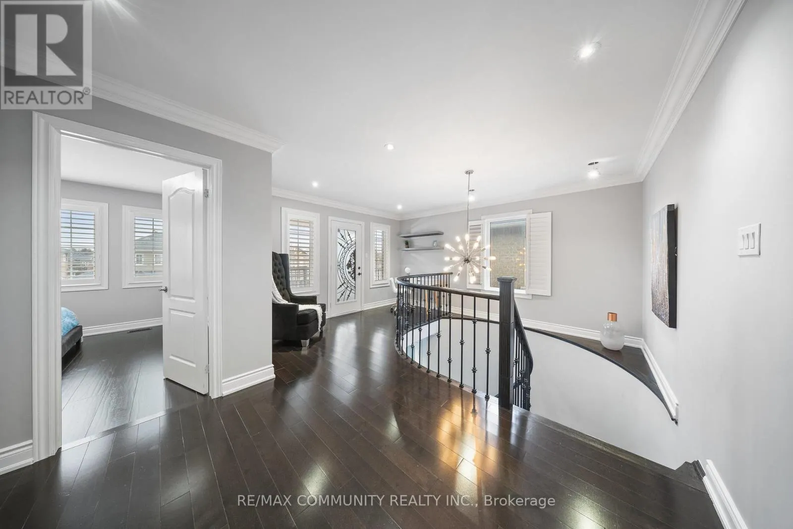 117 SLEEPY HOLLOW PLACE